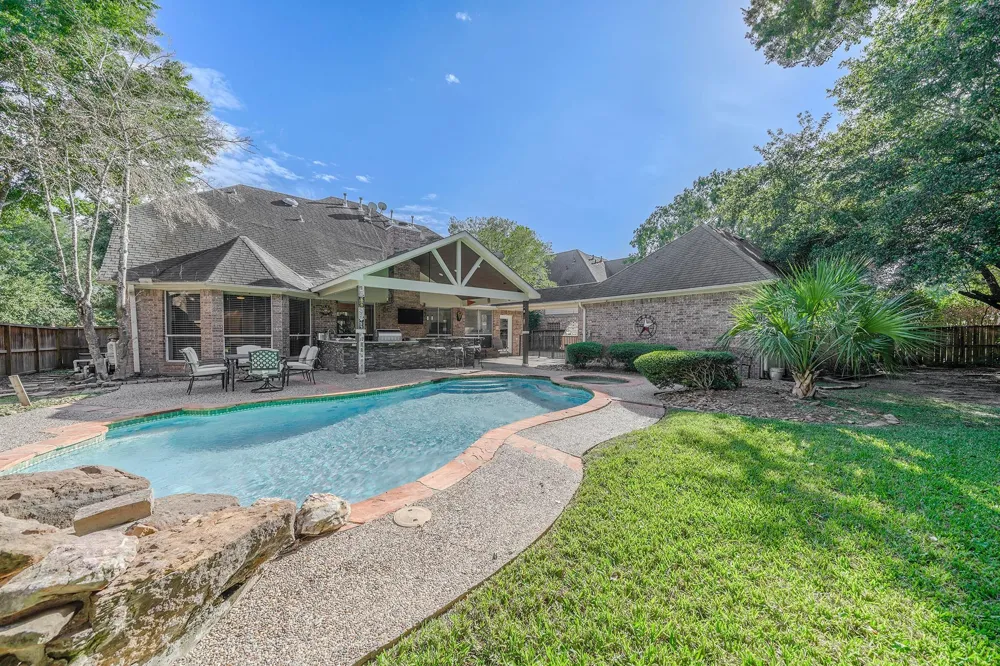 3119 Scenic Elm Street Houston, TX 77059