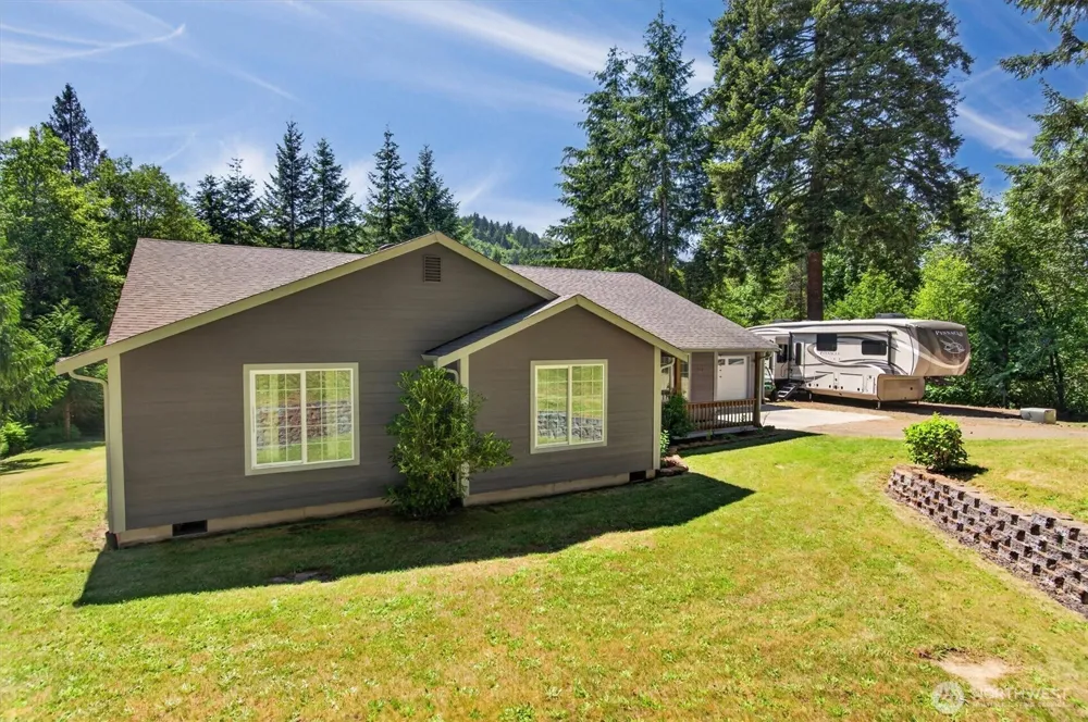 937 Germany Creek Longview, WA 98632