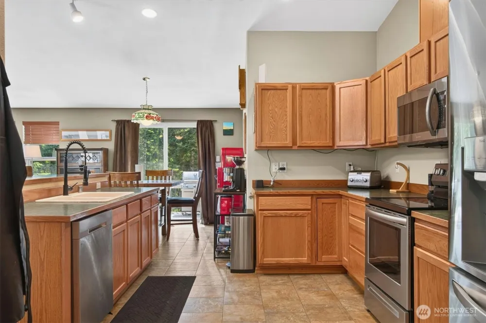 937 Germany Creek Longview, WA 98632