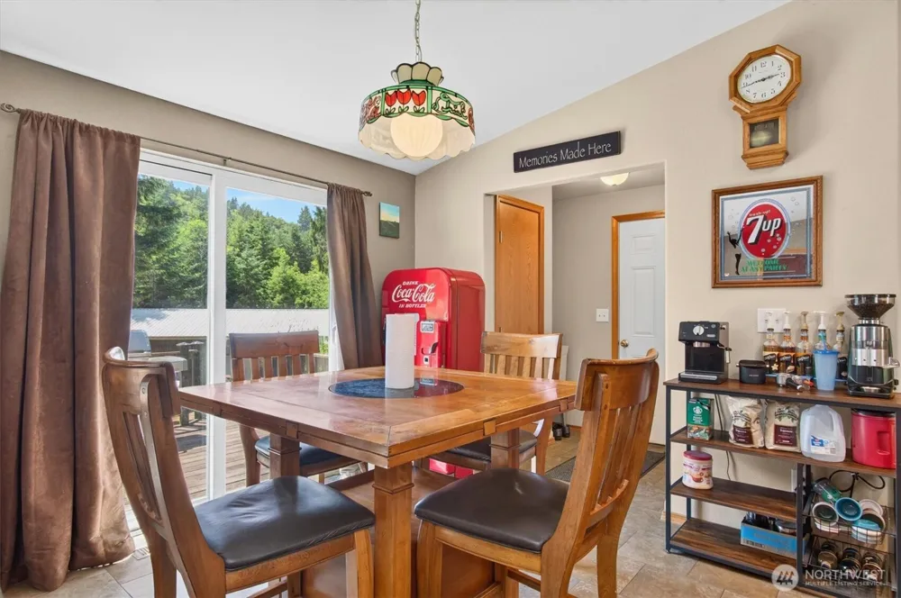 937 Germany Creek Longview, WA 98632