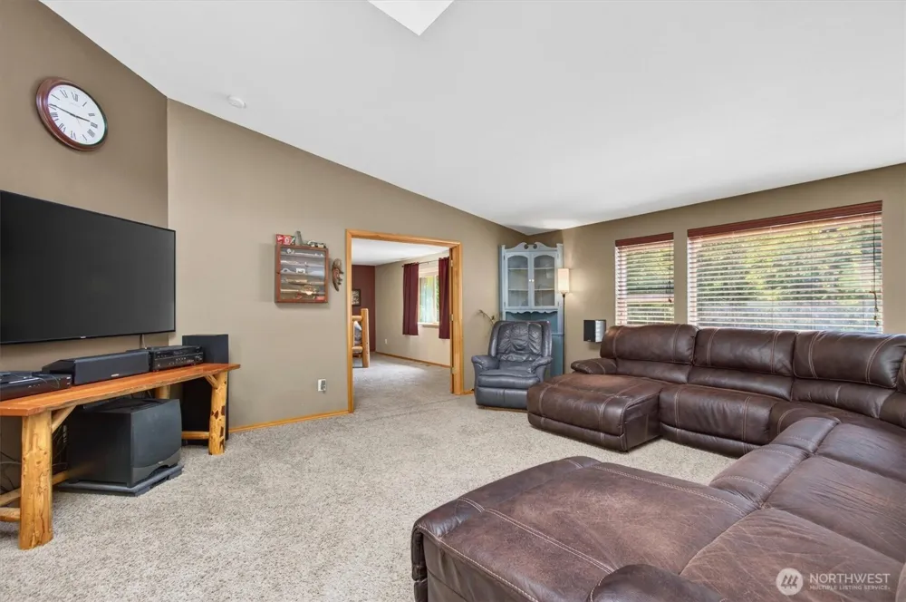 937 Germany Creek Longview, WA 98632