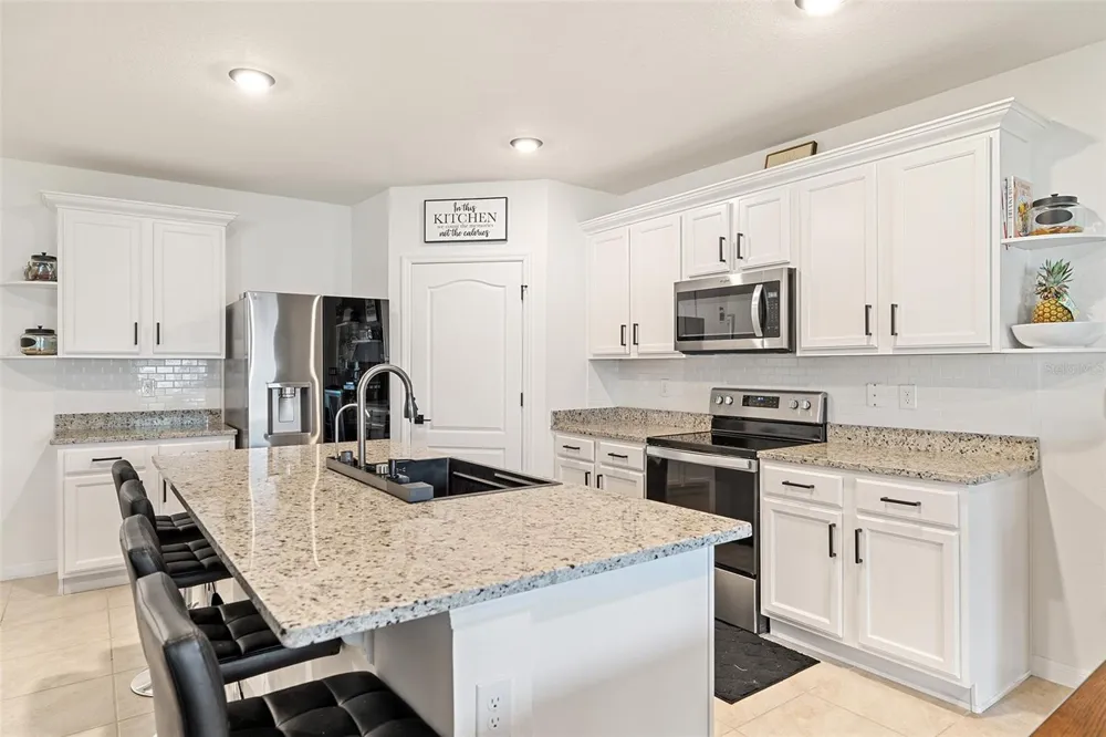2533 HARMONIA HAMMOCK ROAD St Cloud, FL 34773