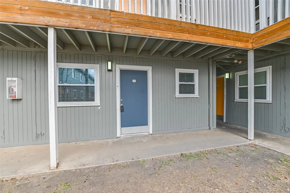 2401 Manor Road #131 Austin, TX 78722