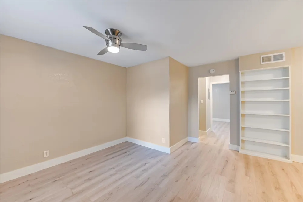 2401 Manor Road #131 Austin, TX 78722