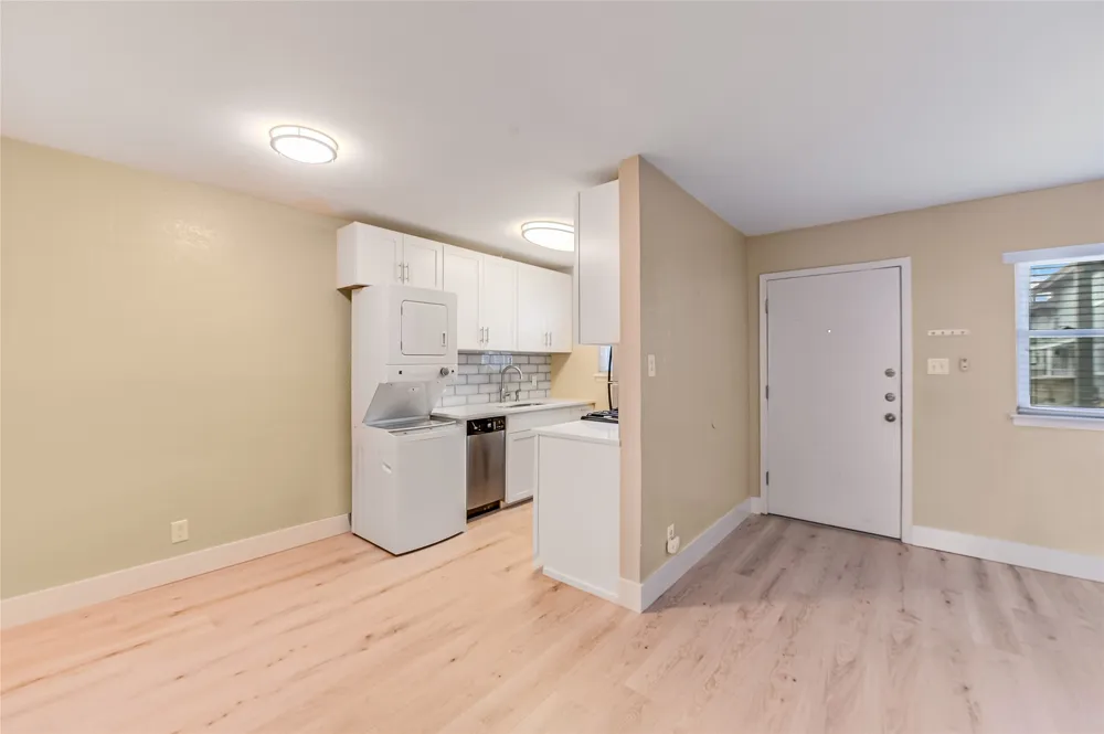 2401 Manor Road #131 Austin, TX 78722