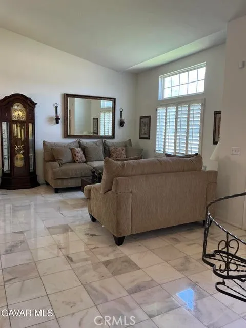 4354 Sungate Drive Palmdale, CA 93551