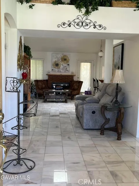 4354 Sungate Drive Palmdale, CA 93551