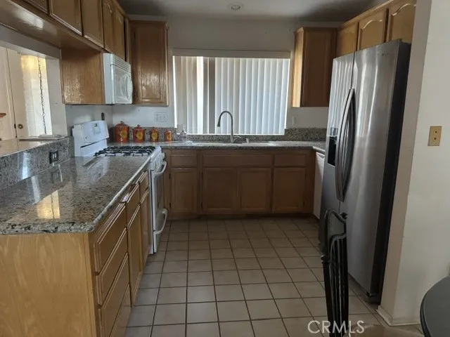4354 Sungate Drive Palmdale, CA 93551