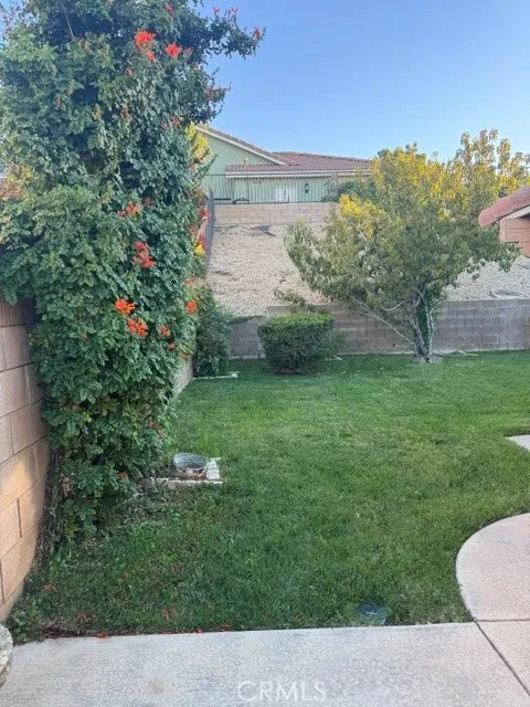 4354 Sungate Drive Palmdale, CA 93551