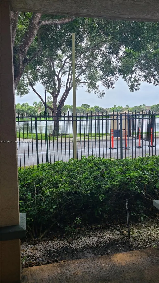 2442 Centergate Dr #101 Miramar, FL 33025