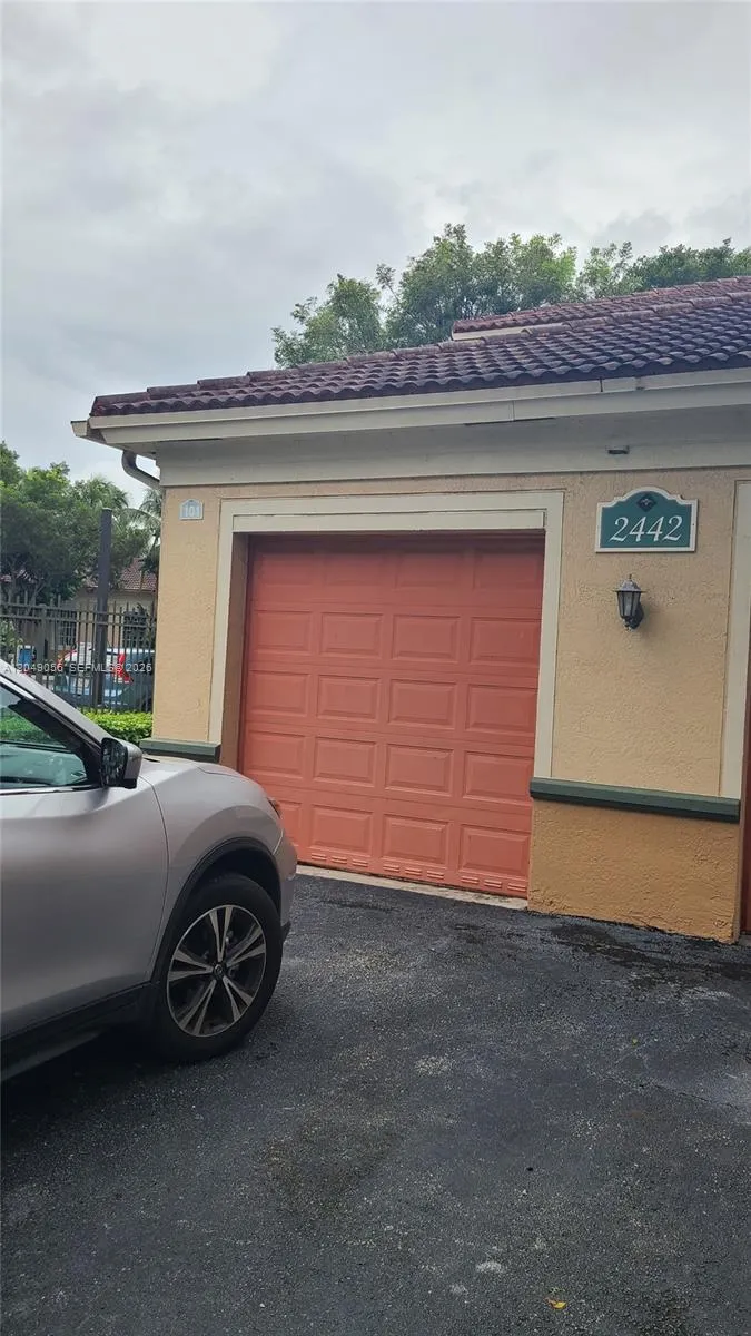 2442 Centergate Dr #101 Miramar, FL 33025