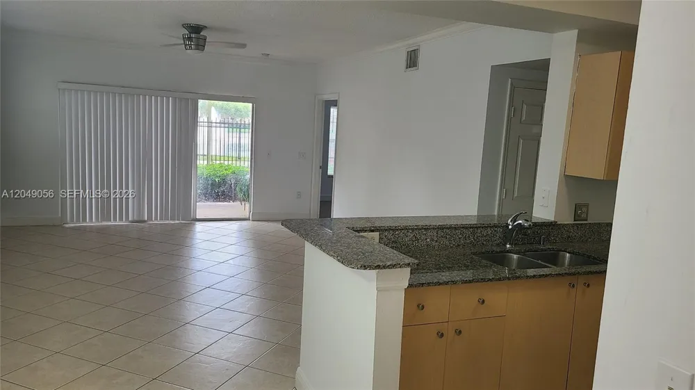2442 Centergate Dr #101 Miramar, FL 33025