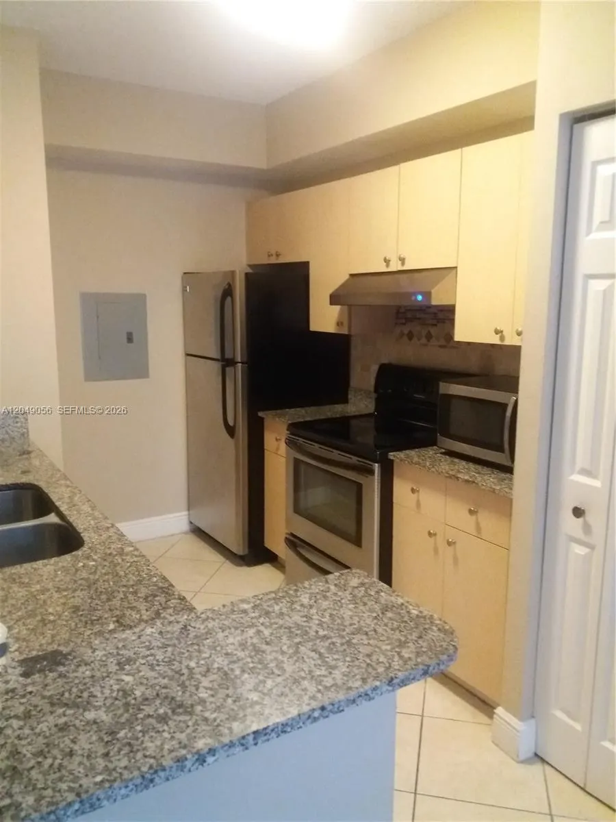 2442 Centergate Dr #101 Miramar, FL 33025