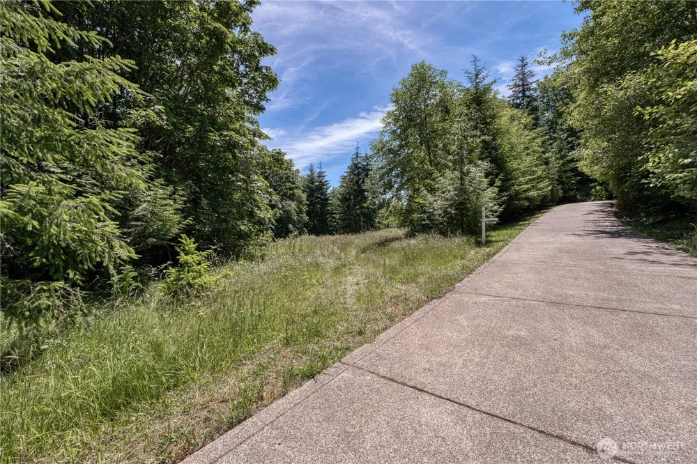 10609 33rd Avenue Ct NW Gig Harbor, WA 98332