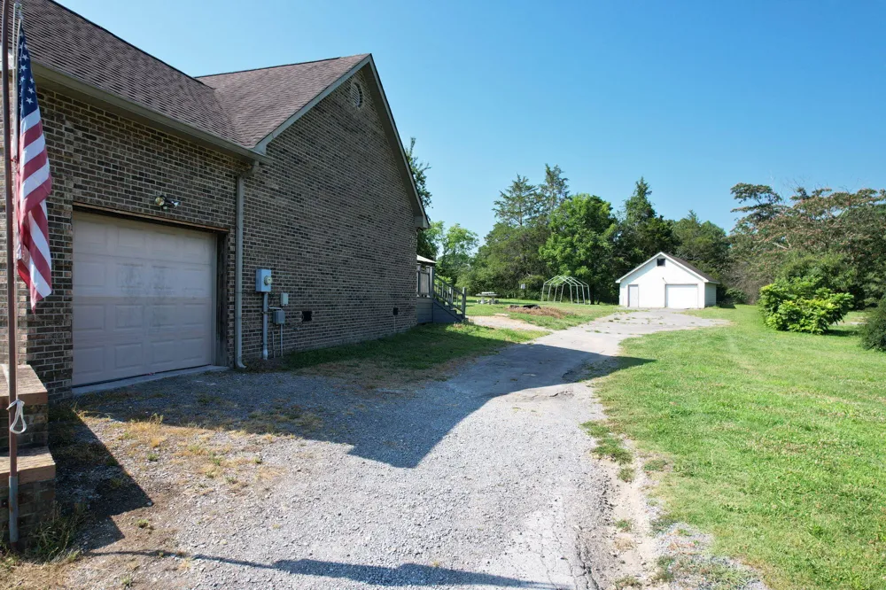 7425 Gamble Road Georgetown, TN 37336