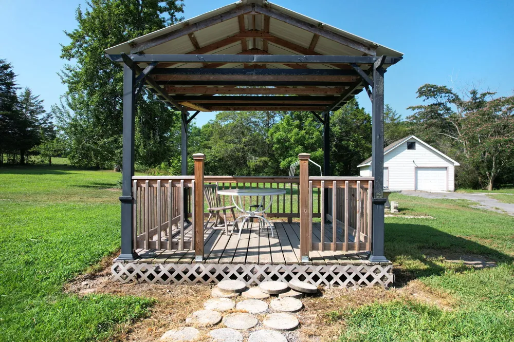 7425 Gamble Road Georgetown, TN 37336