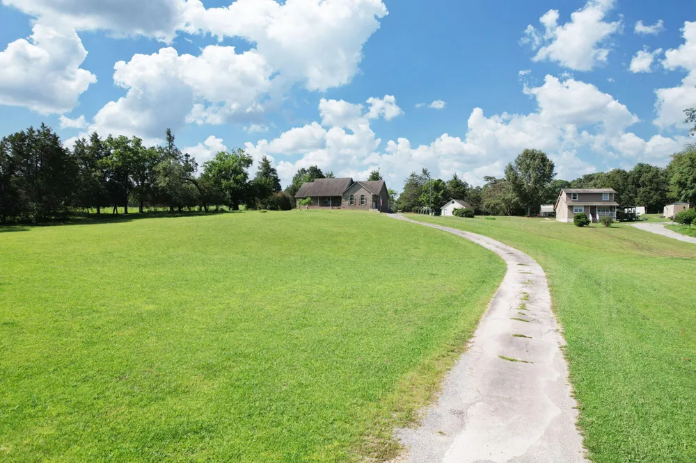 7425 Gamble Road Georgetown, TN 37336
