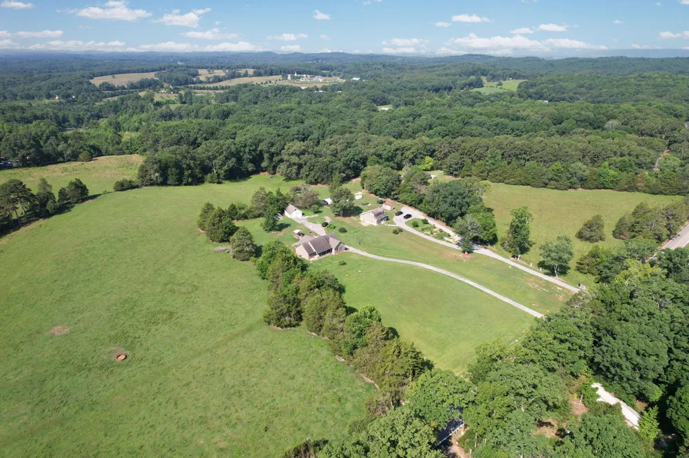 7425 Gamble Road Georgetown, TN 37336