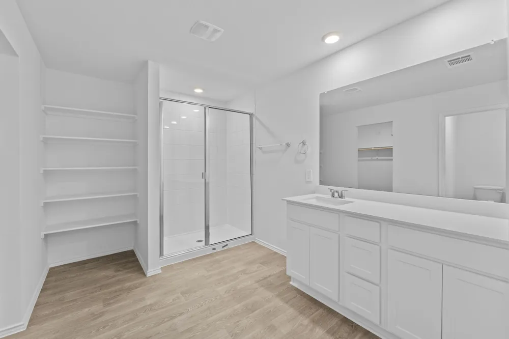 12216 Silverton Tree Bend Mustang Ridge, TX 78610