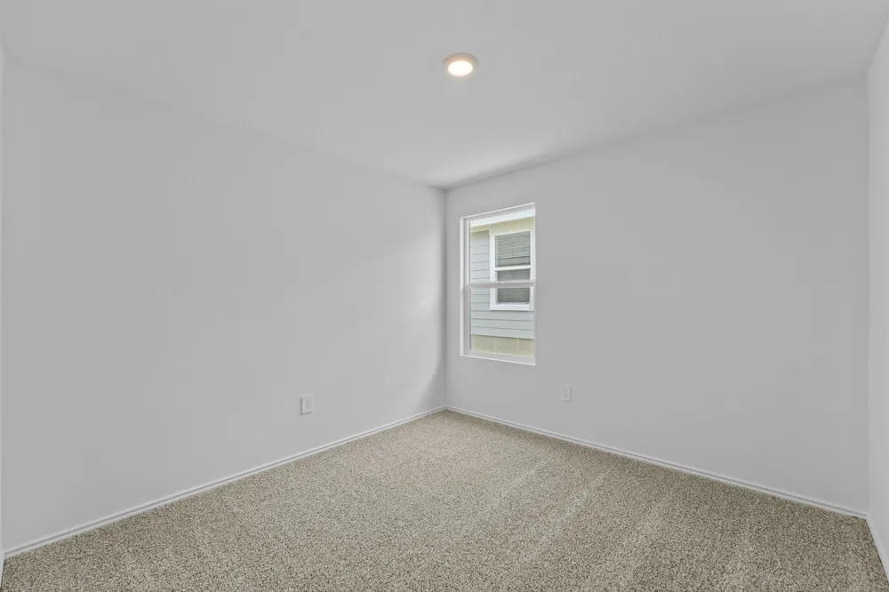 12216 Silverton Tree Bend Mustang Ridge, TX 78610