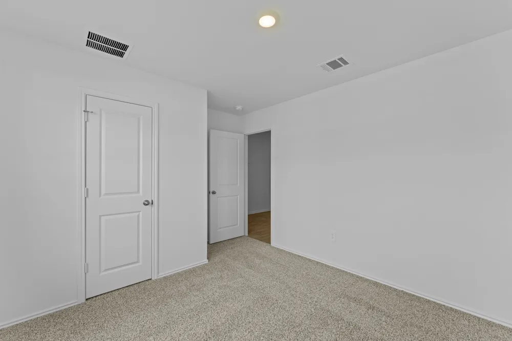 12216 Silverton Tree Bend Mustang Ridge, TX 78610