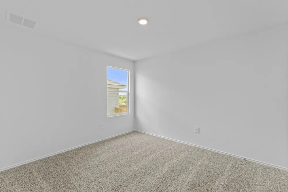 12216 Silverton Tree Bend Mustang Ridge, TX 78610