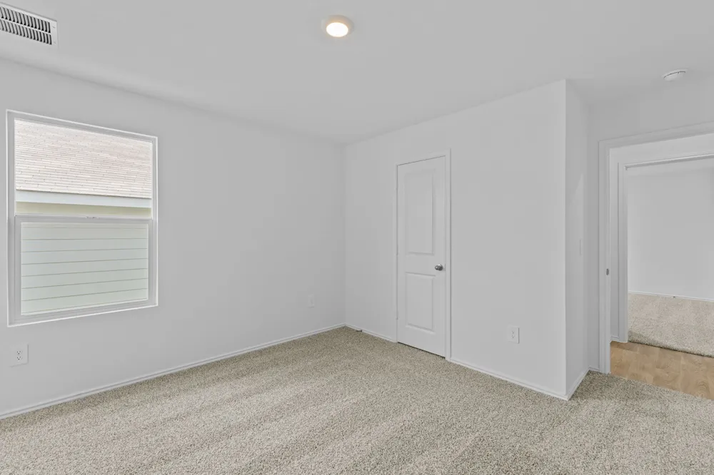 12216 Silverton Tree Bend Mustang Ridge, TX 78610