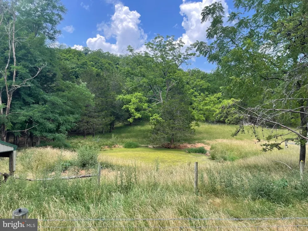 219 EBY DRIVE Petersburg, WV 26847