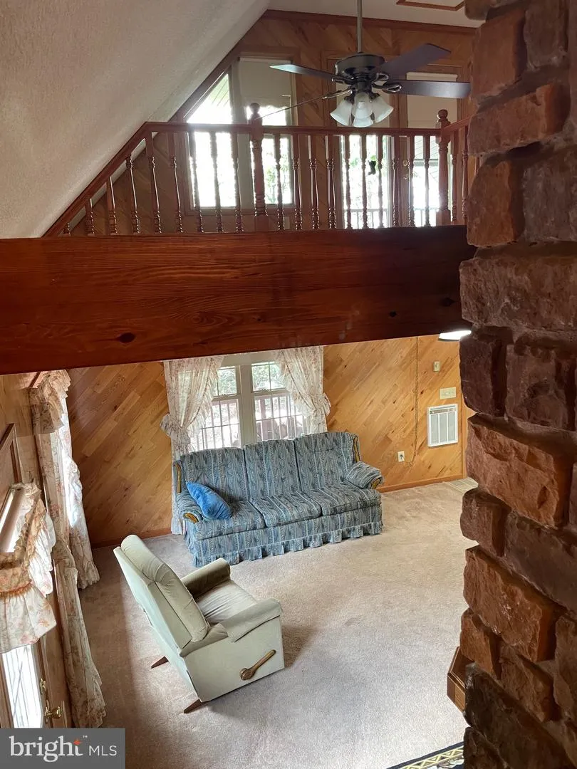 219 EBY DRIVE Petersburg, WV 26847