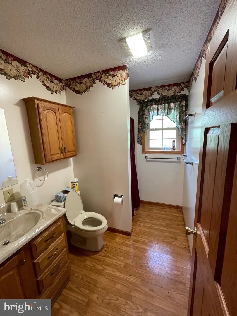 219 EBY DRIVE Petersburg, WV 26847