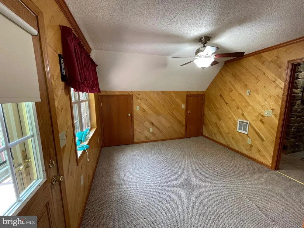 219 EBY DRIVE Petersburg, WV 26847