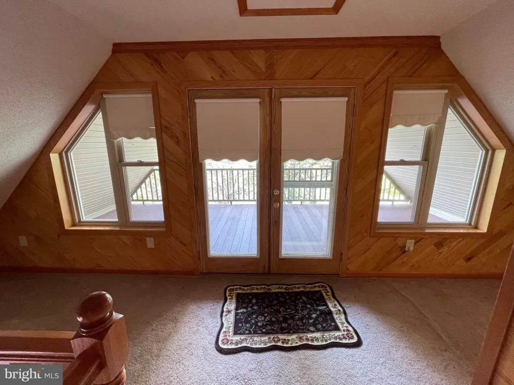 219 EBY DRIVE Petersburg, WV 26847