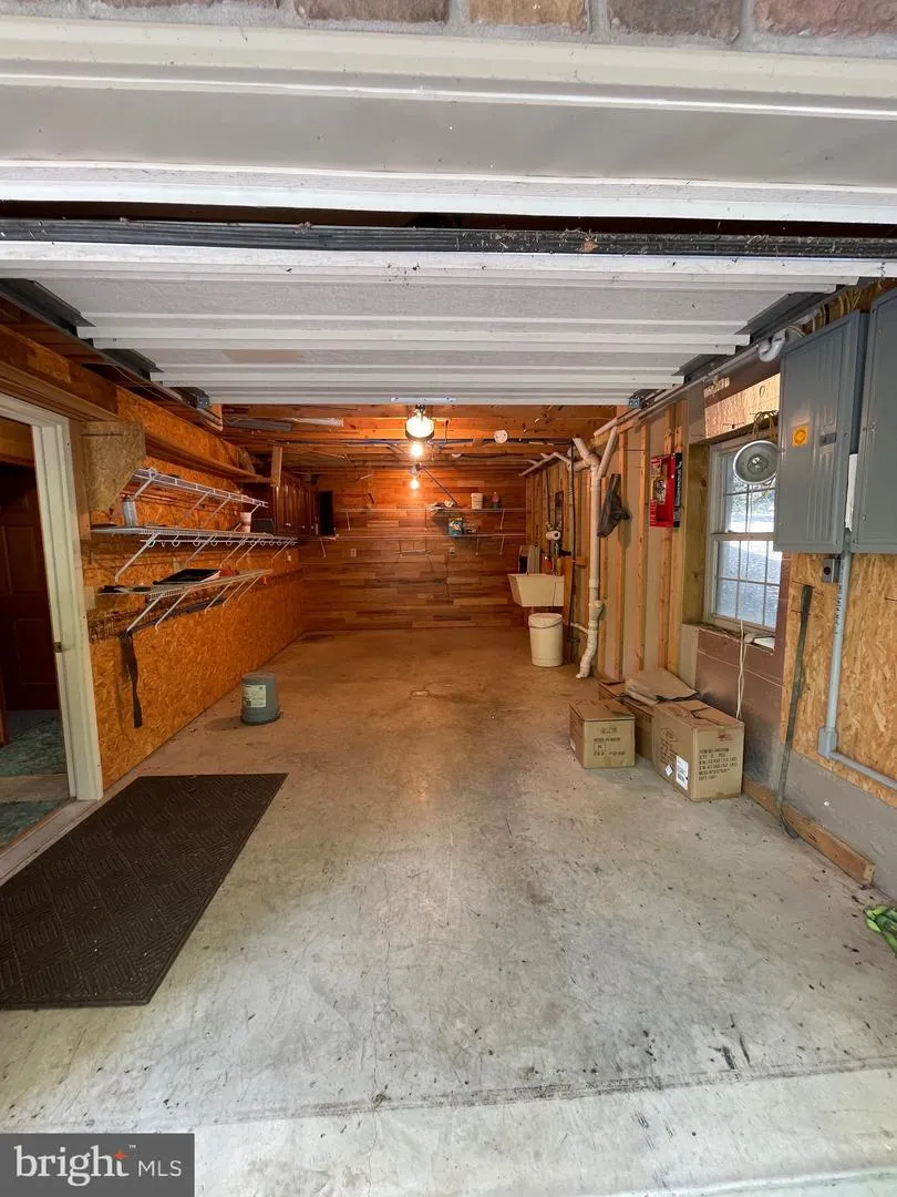 219 EBY DRIVE Petersburg, WV 26847