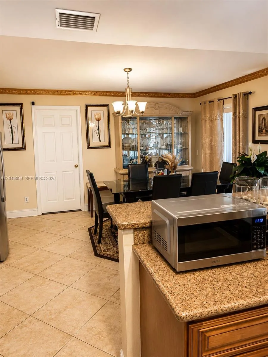 2903 19TH ST SW Lehigh Acres, FL 33976