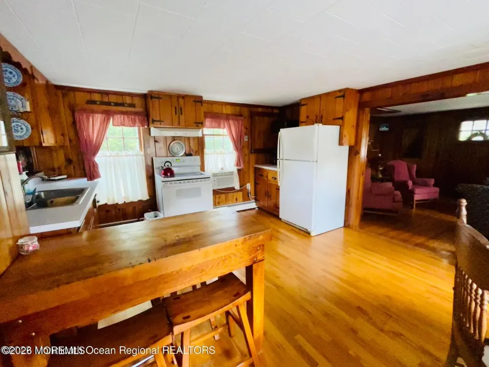 214 Howe Street Point Pleasant, NJ 08742