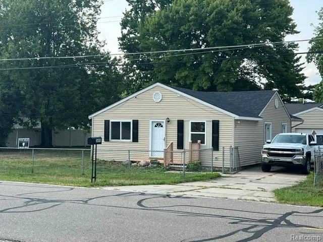 3490 Beveridge Road Flint Charter Township, MI 48532