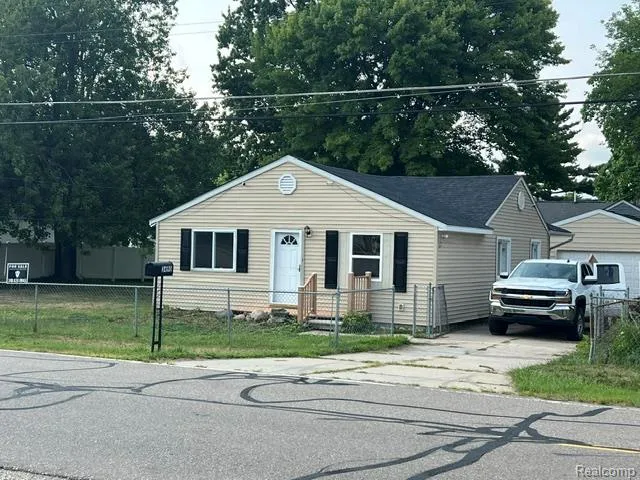 3490 Beveridge Road Flint Charter Township, MI 48532