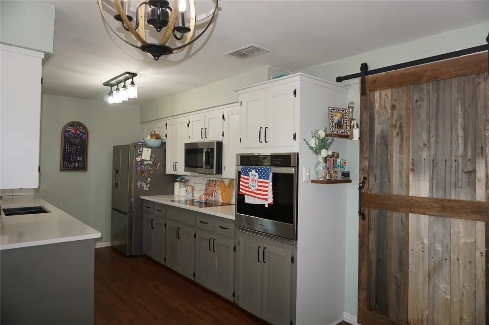 10808 Jeanell Drive Kemp, TX 75143