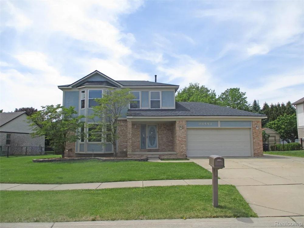 33443 Paoletti Fraser City, MI 48026