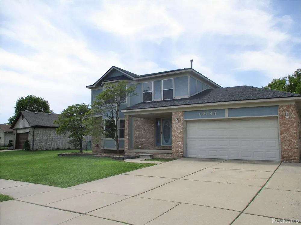 33443 Paoletti Fraser City, MI 48026