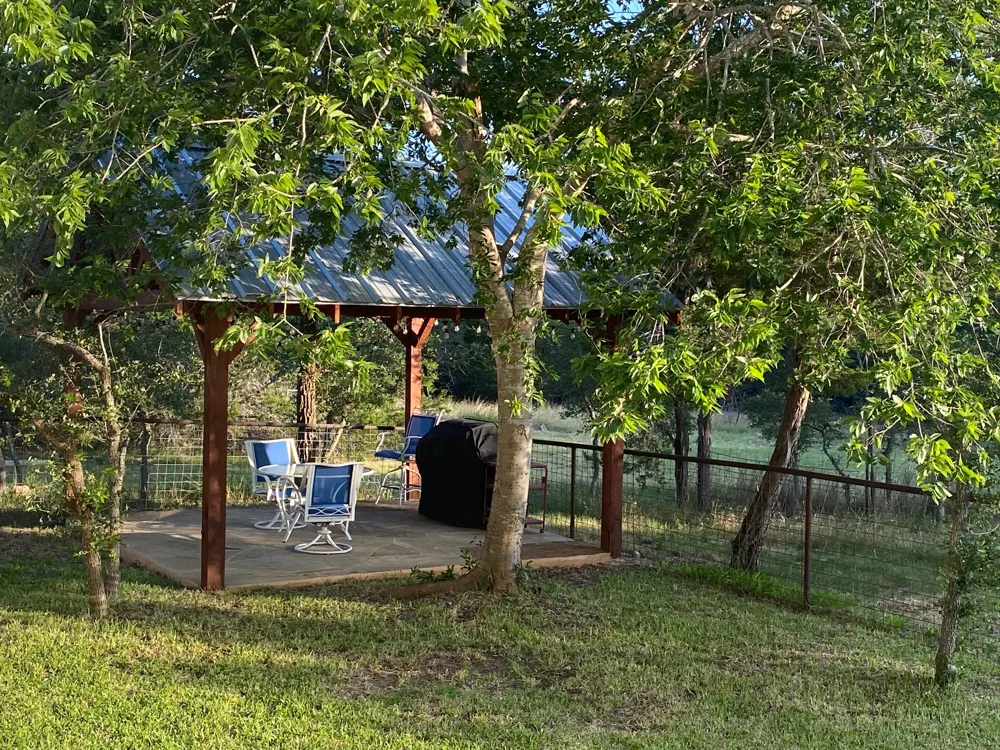 306 Plainview Road Wimberley, TX 78676
