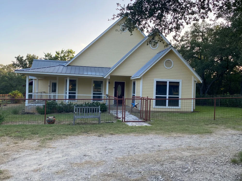 306 Plainview Road Wimberley, TX 78676