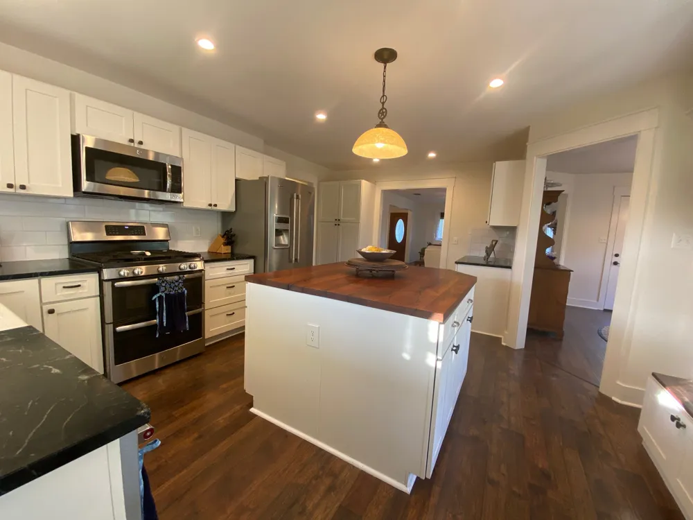 306 Plainview Road Wimberley, TX 78676