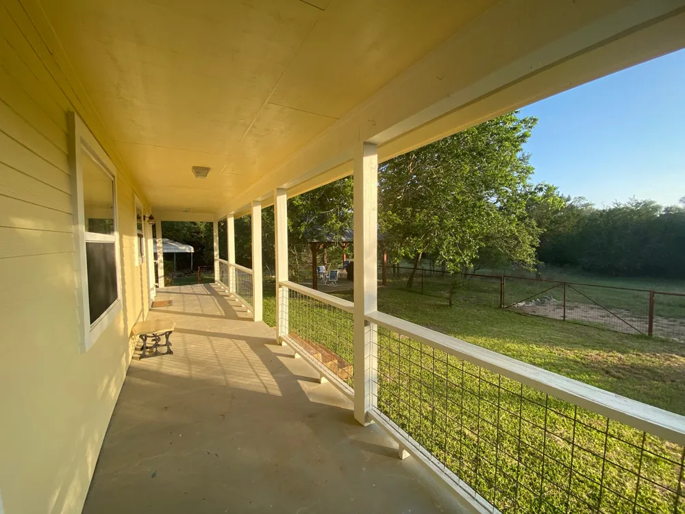 306 Plainview Road Wimberley, TX 78676