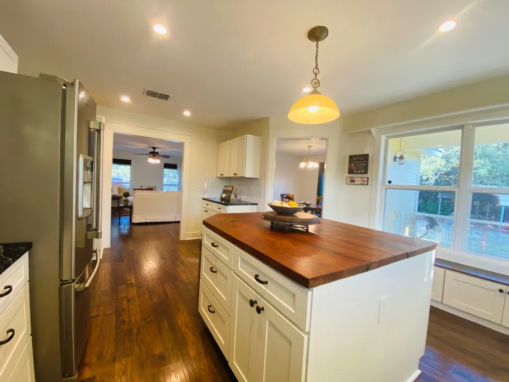 306 Plainview Road Wimberley, TX 78676