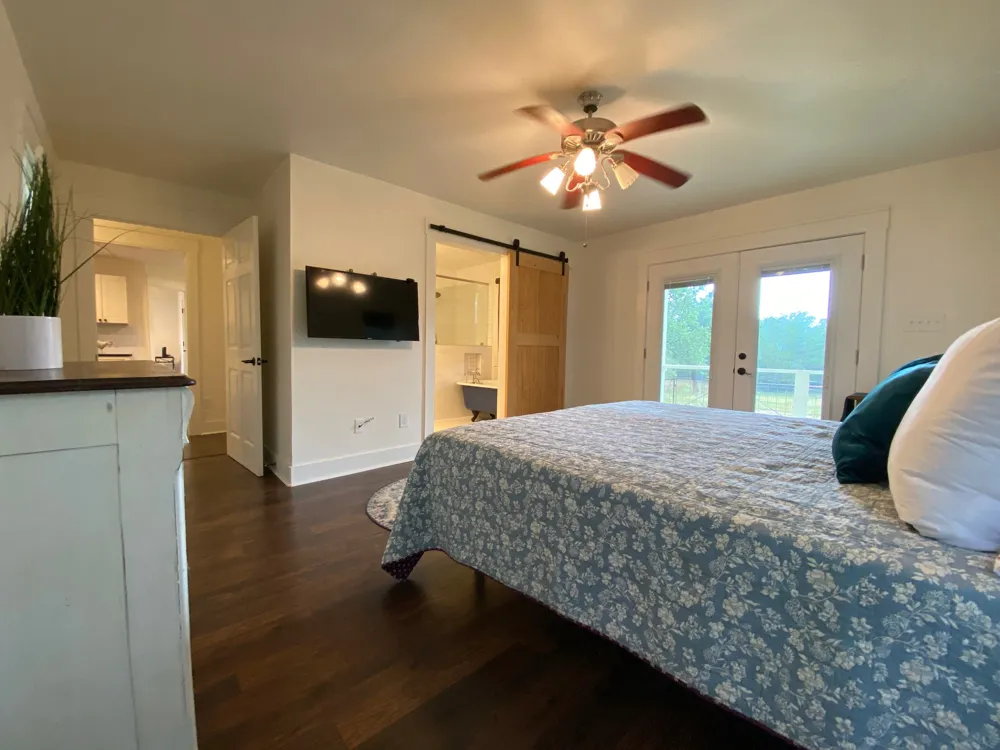306 Plainview Road Wimberley, TX 78676