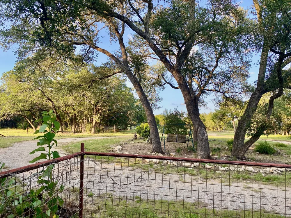 306 Plainview Road Wimberley, TX 78676