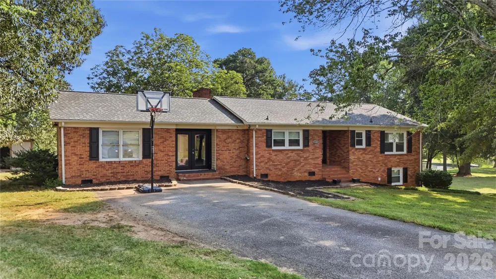 4473 Daniels Street Maiden, NC 28650