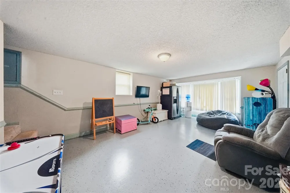 4473 Daniels Street Maiden, NC 28650