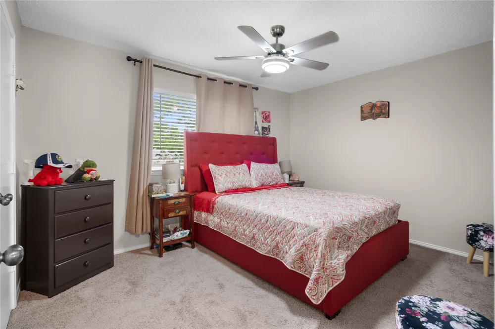 139 Graystone Place Duncanville, TX 75137